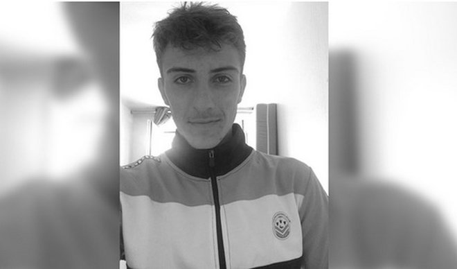 НОВА ФУДБАЛСКА ТРАГЕДИЈА: Млади Француз преминуо у сну